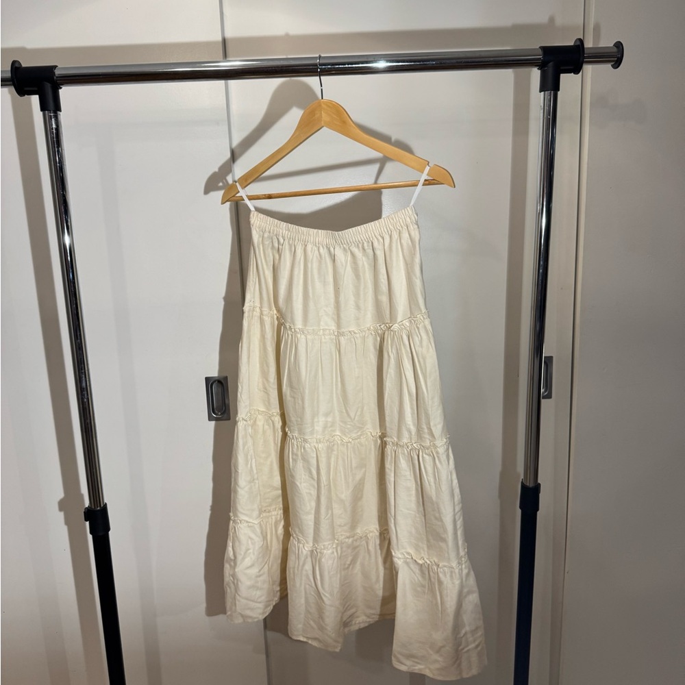 Aritzia - Sunday Best Mars Skirt - Size S